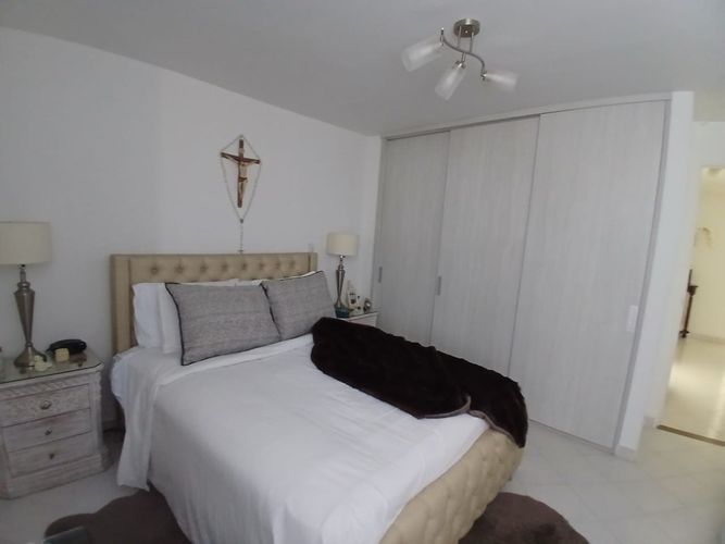 Apartamento de 3 alcobas en venta en La Castellana, Medellín, 117 m² · foto 14 de 24