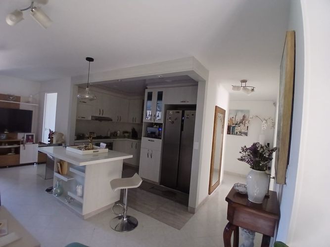 Apartamento de 3 alcobas en venta en La Castellana, Medellín, 117 m² · foto 6 de 24