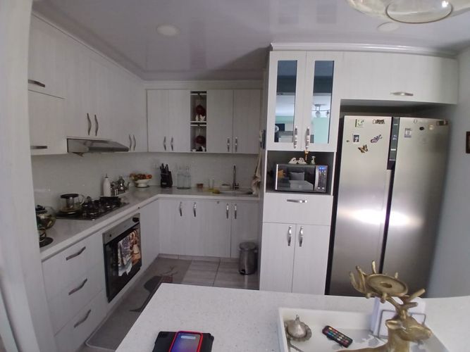 Apartamento de 3 alcobas en venta en La Castellana, Medellín, 117 m² · foto 12 de 24