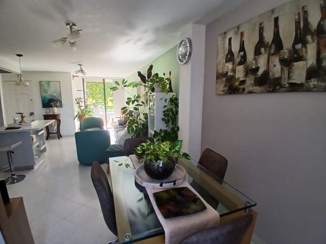 Apartamento de 3 alcobas en venta en La Castellana, Medellín, 117 m² · foto 4 de 24