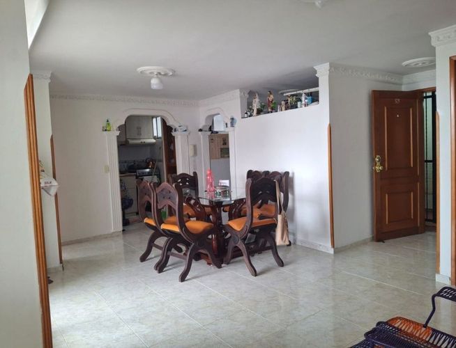Apartamento de 4 alcobas en venta en La Aurora, Bucaramanga, 110 m² · foto 4 de 17
