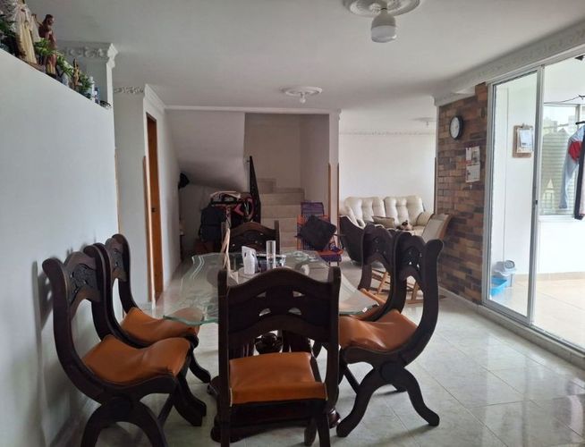 Apartamento de 4 alcobas en venta en La Aurora, Bucaramanga, 110 m² · foto 12 de 17