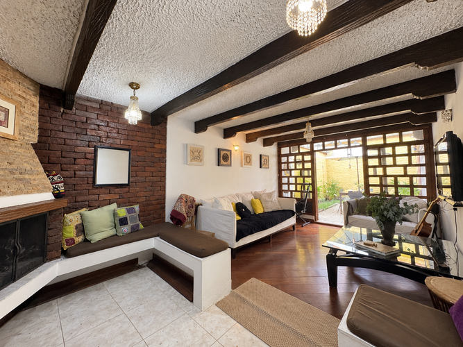 Casa de 4 alcobas en venta en Santa Barbara Oriental, Bogotá, 254 m² · foto 2 de 21