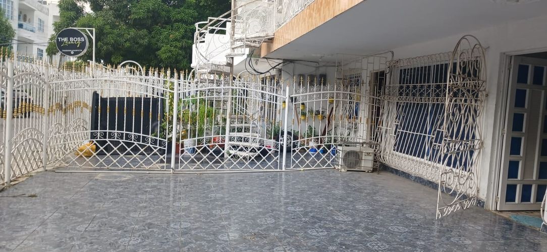 Casa de 12 alcobas en venta en El Recreo, Cartagena, 377 m² · foto 3 de 6