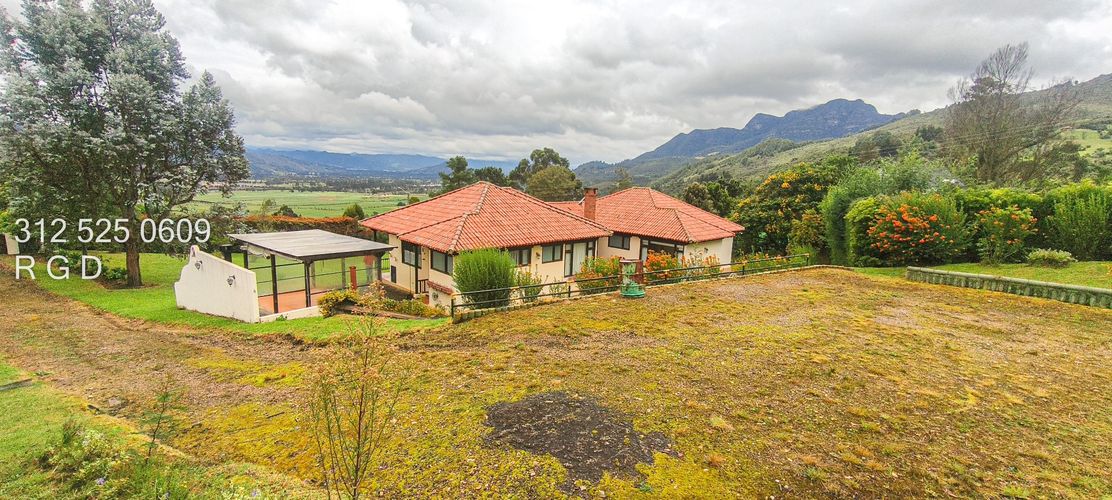 Casa de 5 alcobas en venta en Montana, Sopó · foto 10 de 24