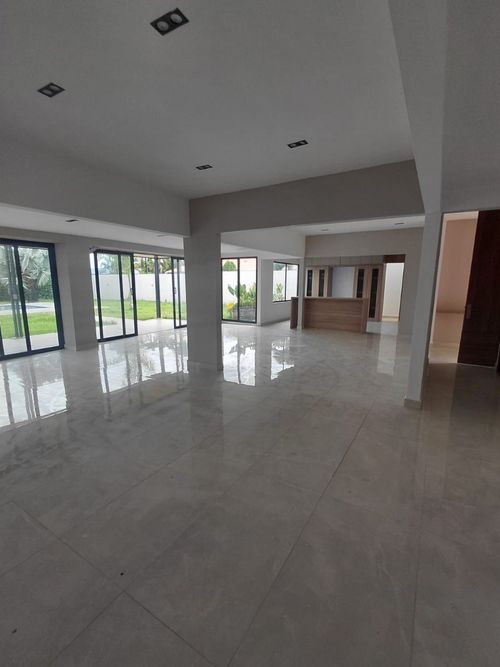 Casa de 4 alcobas en venta en La Morada, Jamundí, 350 m² · foto 2 de 24