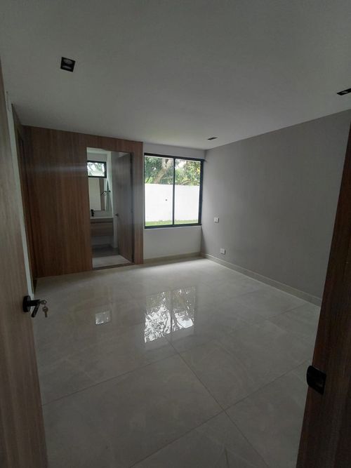 Casa de 4 alcobas en venta en La Morada, Jamundí, 350 m² · foto 9 de 24