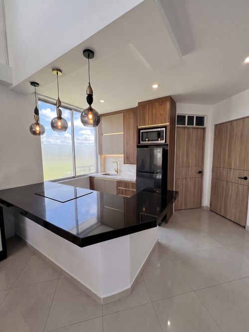 Casa de 5 alcobas en venta en Ricaurte, 153 m² · foto 6 de 17