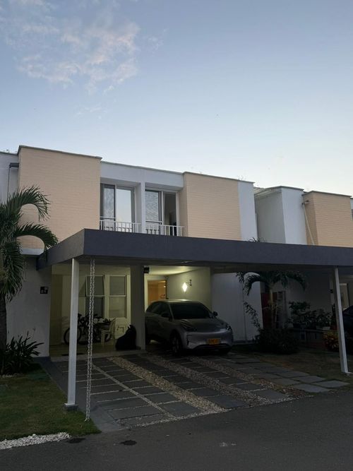 Casa de 3 alcobas en venta en El Castillo, Jamundí, 110 m² · foto 11 de 24