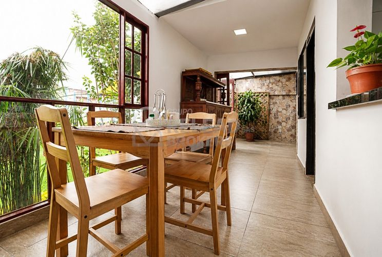 Casa de 3 alcobas en venta en San Jose De Bavaria, Bogotá, 230 m² · foto 9 de 24