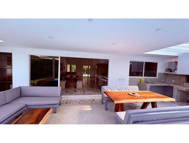Casa de 3 alcobas en venta en La Morada, Jamundí, 350 m² · foto 8 de 17