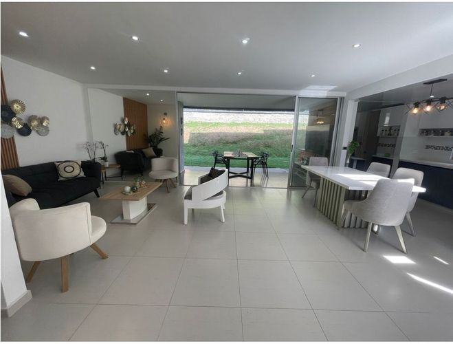 Casa de 4 alcobas en venta en Peon, Jamundí, 431 m² · foto 3 de 23