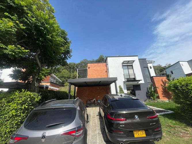 Casa de 4 alcobas en venta en Peon, Jamundí, 431 m² · foto 18 de 23