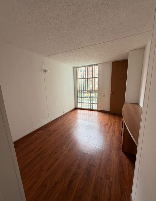 Apartamento de 3 alcobas en venta en Hayuelos, Bogotá, 81 m² · foto 14 de 23