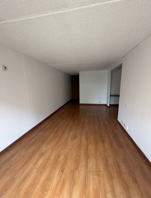 Apartamento de 3 alcobas en venta en Hayuelos, Bogotá, 81 m² · foto 11 de 23