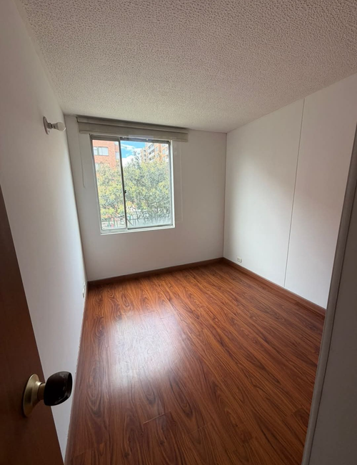 Apartamento de 3 alcobas en venta en Hayuelos, Bogotá, 81 m² · foto 17 de 23