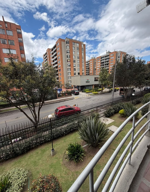 Apartamento de 3 alcobas en venta en Hayuelos, Bogotá, 81 m² · foto 6 de 23