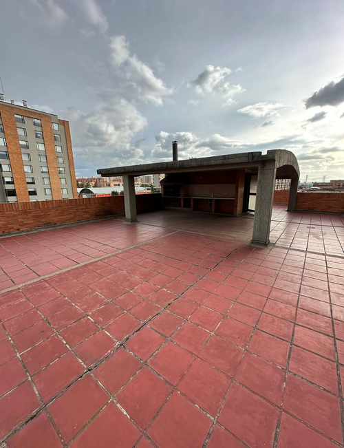 Apartamento de 3 alcobas en venta en Hayuelos, Bogotá, 81 m² · foto 22 de 23
