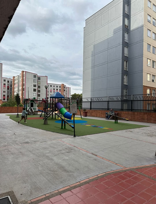 Apartamento de 3 alcobas en venta en Hayuelos, Bogotá, 81 m² · foto 23 de 23