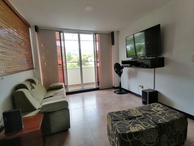 Casa de 5 alcobas en venta en Las Mercedes, Jamundí, 577 m² · foto 8 de 19
