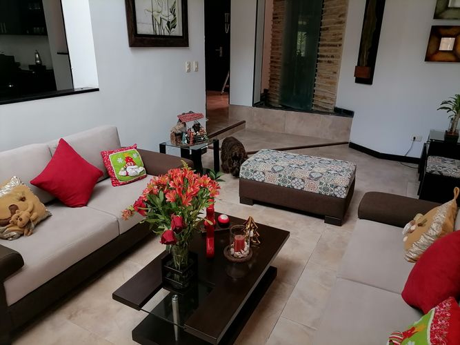 Casa de 5 alcobas en venta en Las Mercedes, Jamundí, 577 m² · foto 16 de 19