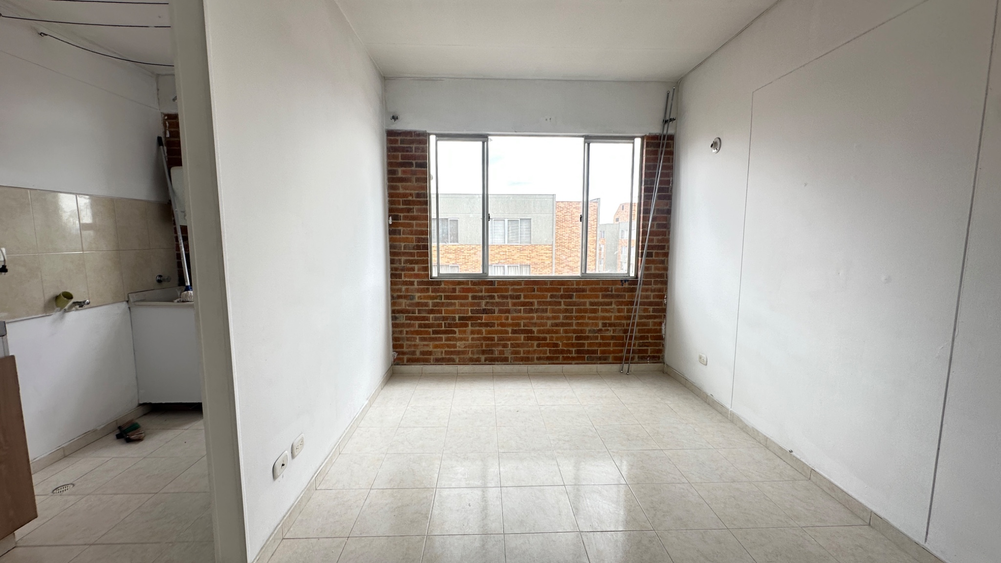 Apartamento en venta en Fontibon, Bogotá · foto 2 de 14