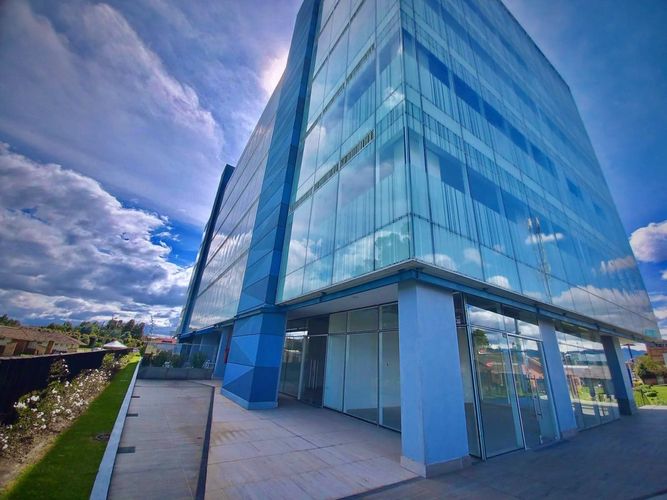 Local en venta en Cr Bosques De Terragota, Chía, 198 m² · foto 2 de 5