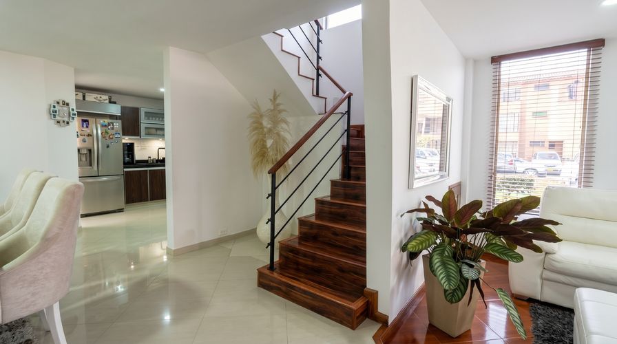 Casa de 3 alcobas en venta en Cota, 178 m² · foto 5 de 12
