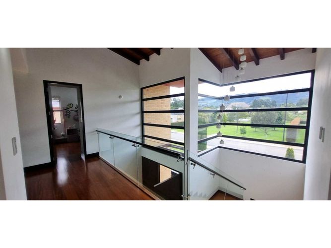 Casa de 3 alcobas en venta en Hatogrande, Sopó, 368 m² · foto 12 de 24
