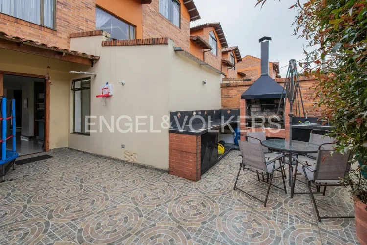 Casa de 4 alcobas en venta en El Estadio, Chía, 277 m² · foto 18 de 20