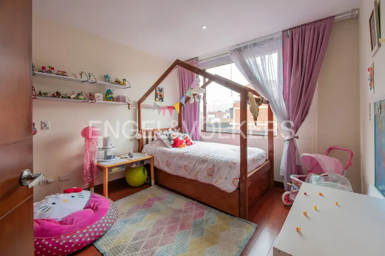 Casa de 4 alcobas en venta en El Estadio, Chía, 277 m² · foto 13 de 20