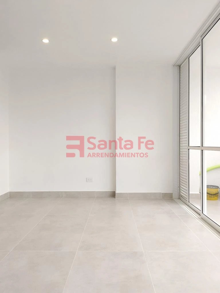 1BR Apartment in Medellín (54 m²) - 2