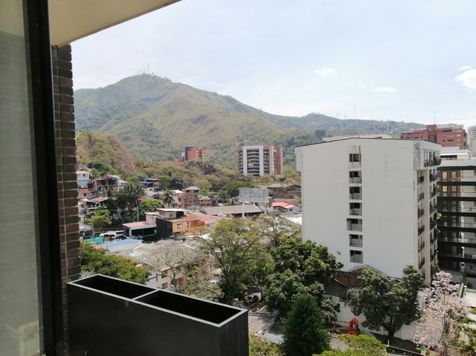 Apartamento de 1 alcoba en venta en Santa Rita, Cali, 51 m² · foto 2 de 15