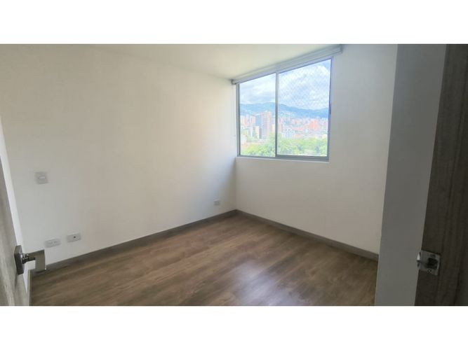 Apartamento de 2 alcobas en arriendo en Ciudad Del Río, Medellín, 66 m² · foto 7 de 10