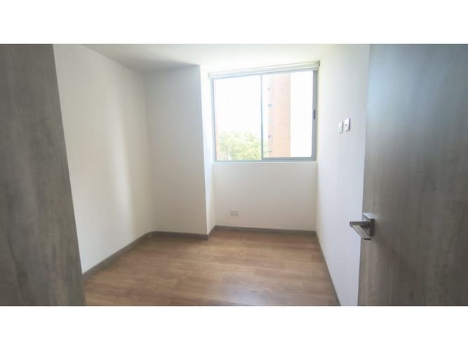 Apartamento de 2 alcobas en arriendo en Ciudad Del Río, Medellín, 66 m² · foto 8 de 10