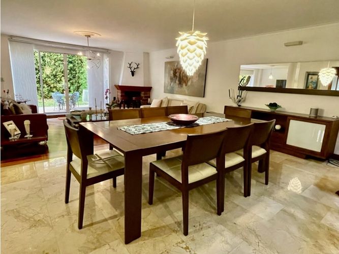 Casa de 4 alcobas en venta en La Candelaria, Medellín, 360 m² · foto 8 de 21