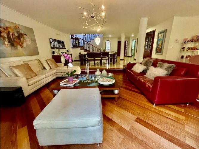 Casa de 4 alcobas en venta en La Candelaria, Medellín, 360 m² · foto 10 de 21