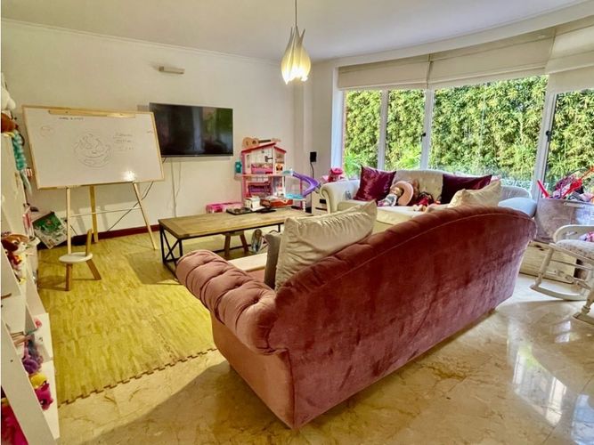 Casa de 4 alcobas en venta en La Candelaria, Medellín, 360 m² · foto 11 de 21