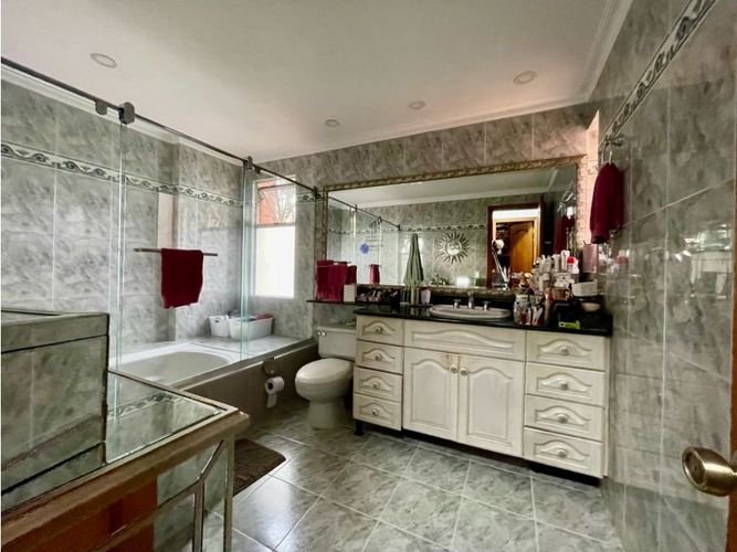 Casa de 4 alcobas en venta en La Candelaria, Medellín, 360 m² · foto 17 de 21