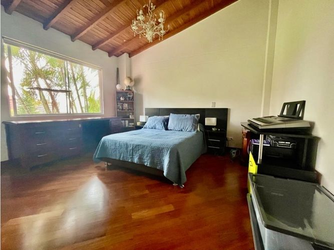 Casa de 4 alcobas en venta en La Candelaria, Medellín, 360 m² · foto 19 de 21
