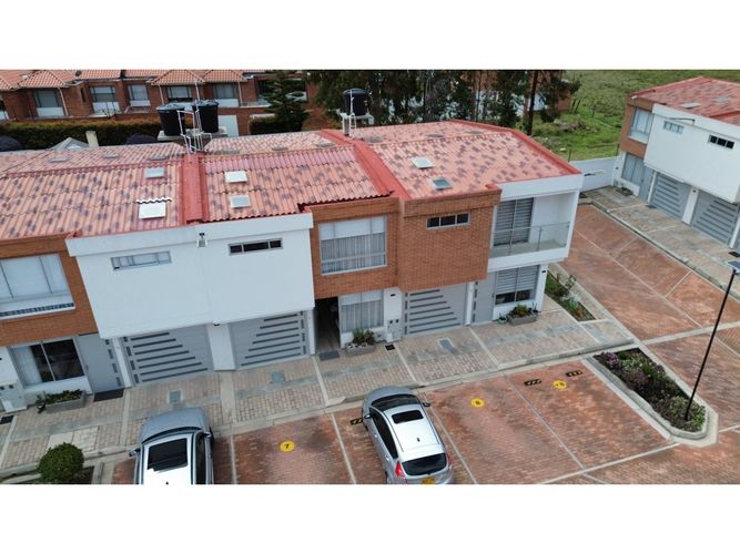 Casa en venta en Altagracia, Tunja, 114 m² · foto 3 de 21