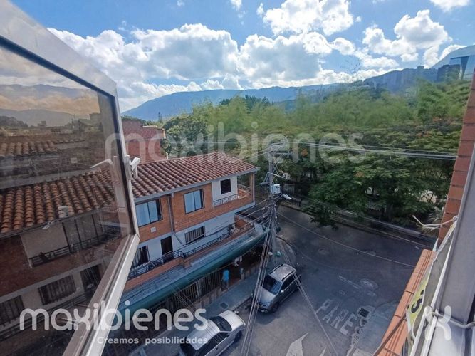 Bodega en arriendo en Santa Fe, Medellín, 110 m² · foto 18 de 22