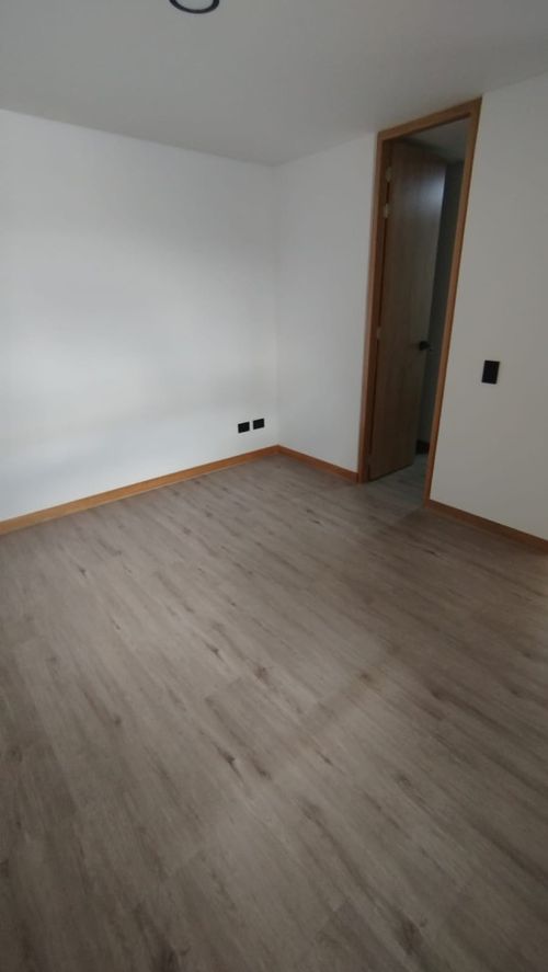 Apartamento de 3 alcobas en arriendo en Las Palmas, Medellín, 75 m² · foto 6 de 12