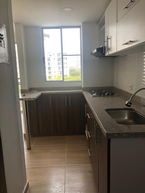 Apartamento de 2 alcobas en arriendo en Arroyohondo, Yumbo, 58 m² · foto 4 de 10