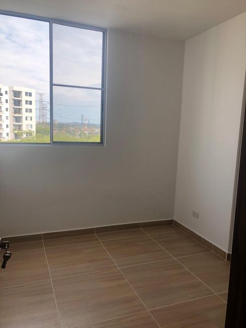 Apartamento de 2 alcobas en arriendo en Arroyohondo, Yumbo, 58 m² · foto 7 de 10
