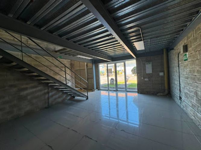 Bodega en arriendo en Aeropuerto, Rionegro, 550 m² · foto 10 de 21