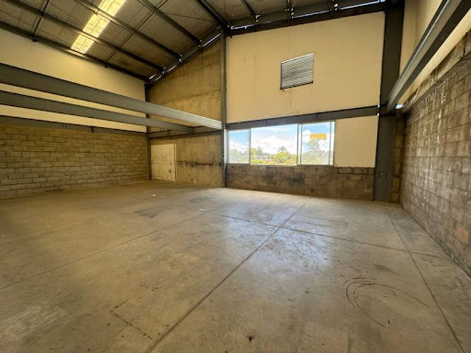 Bodega en arriendo en Aeropuerto, Rionegro, 550 m² · foto 18 de 21