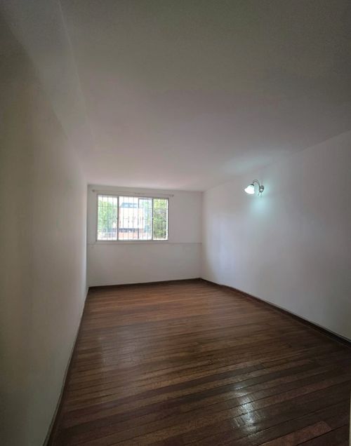 Casa de 4 alcobas en venta en Polo Club, Bogotá, 258 m² · foto 18 de 24