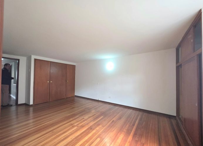 Casa de 4 alcobas en venta en Polo Club, Bogotá, 258 m² · foto 19 de 24