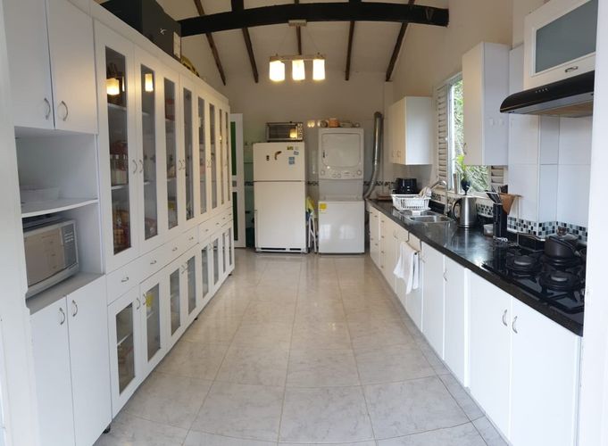 Casa de 4 alcobas en venta en Bellavista, Cali, 1674 m² · foto 8 de 24